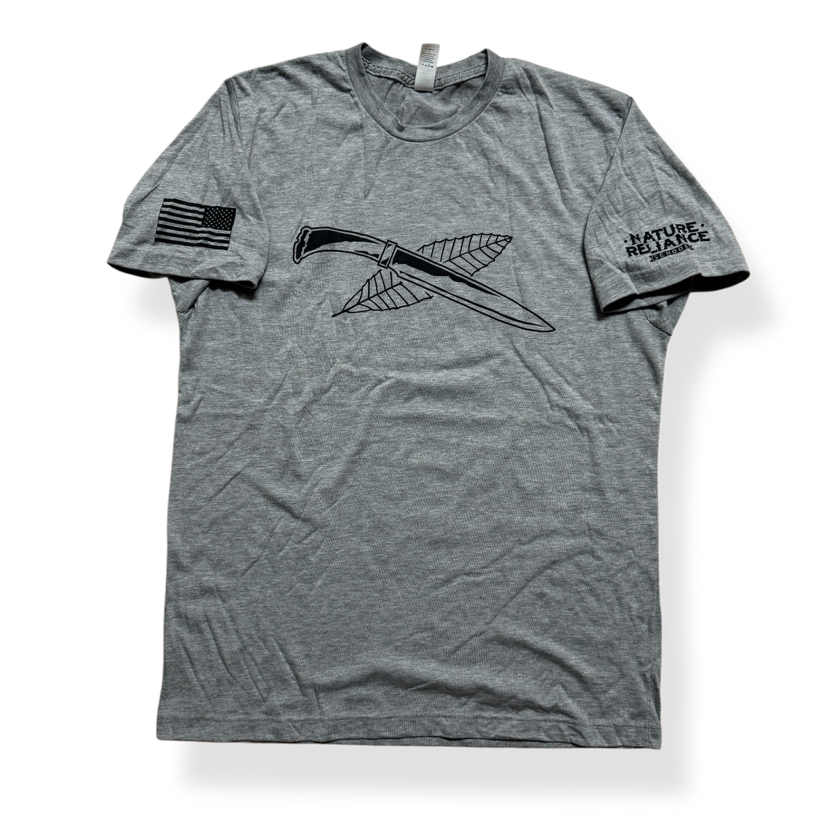 Light Gray T-Shirt β Stylish and breathable light gray t-shirt, perfect for layering or wearing solo in outdoor settings.