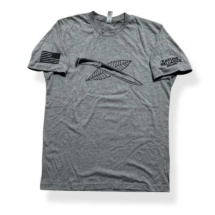 Light Gray T-Shirt ā Stylish and breathable light gray t-shirt, perfect for layering or wearing solo in outdoor settings.