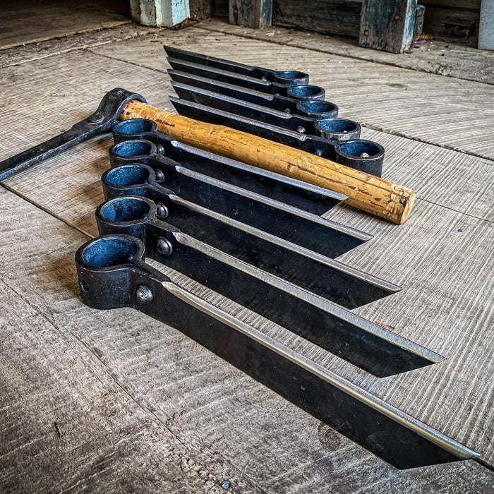 Hand-Forged Froe for Wood Splitting – Made in the USA