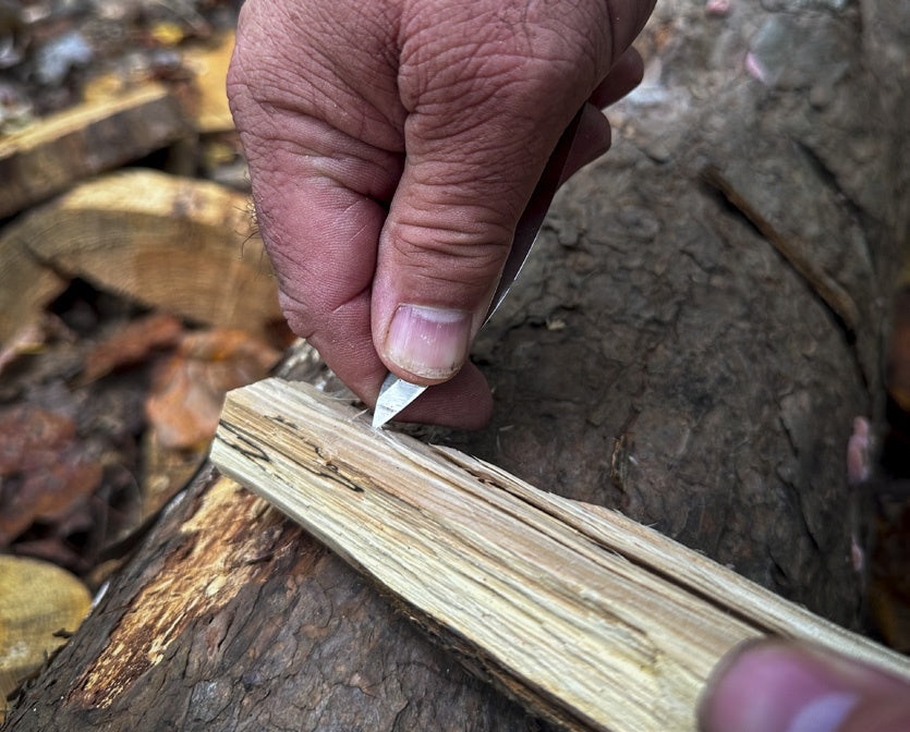 5 Bushcraft Knife Grips: How to Hold a Knife and Work Safely
