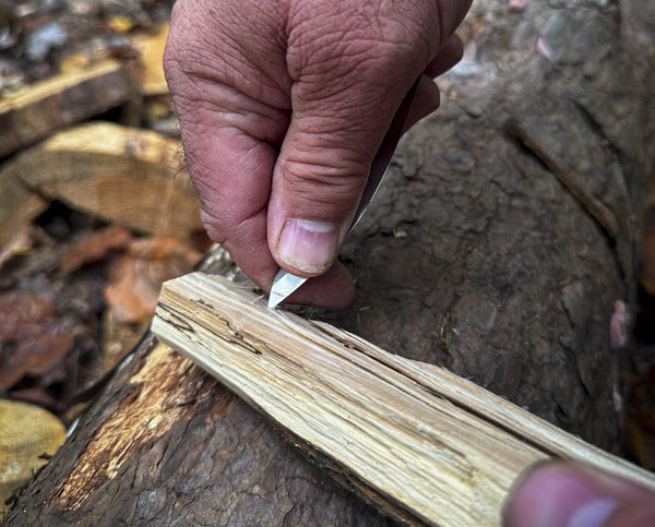 5 Bushcraft Knife Grips: How to Hold a Knife and Work Safely